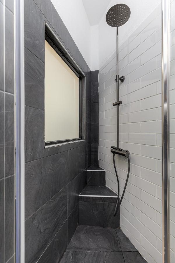 Stylish And Modern Studio - Miltos Salonic Exterior foto